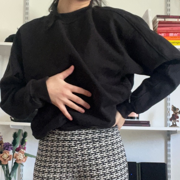 LULULEMON CREW NECK - Picture 2 of 5